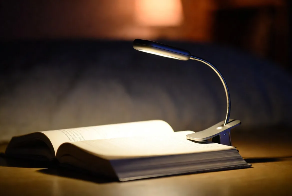 Best LED Book Lights for Cozy Bedtime Reading